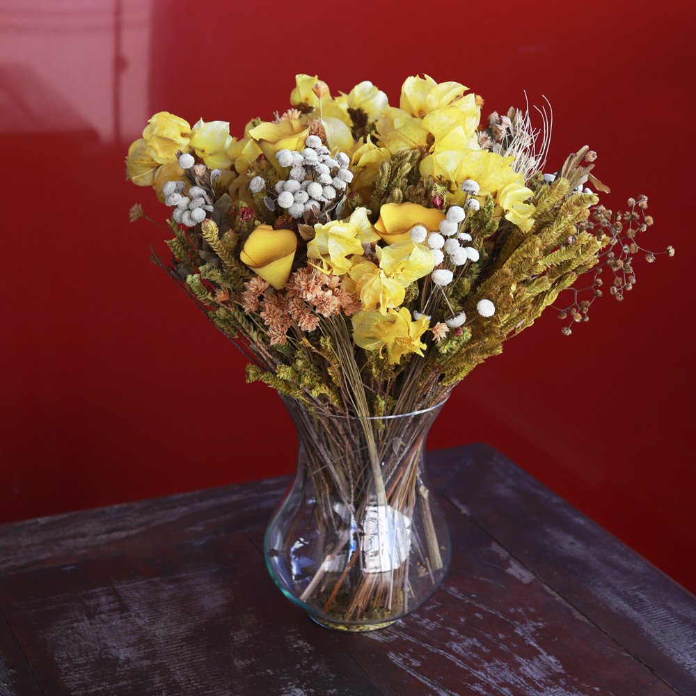 Vaso com Mix de Flores Secas Amarelo