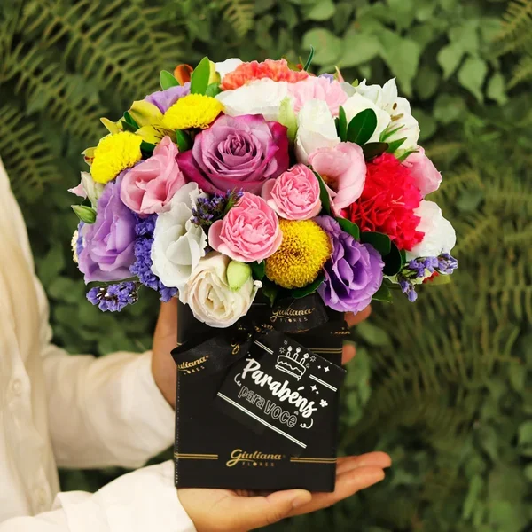Mix de Flores no Box Parabéns pra Você