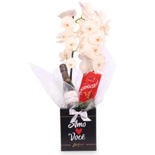 Kit Amo Você com Orquídea Phalaenopsis Branca e Lindt