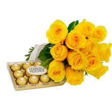 Buquê de 12 Rosas Amarelas e Ferrero