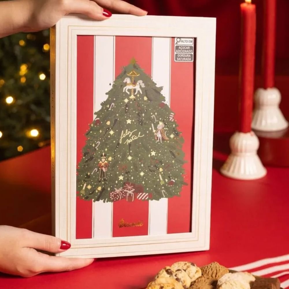 Buquê Partitura de Flores Secas e Livro Doces Memórias Biscoitê