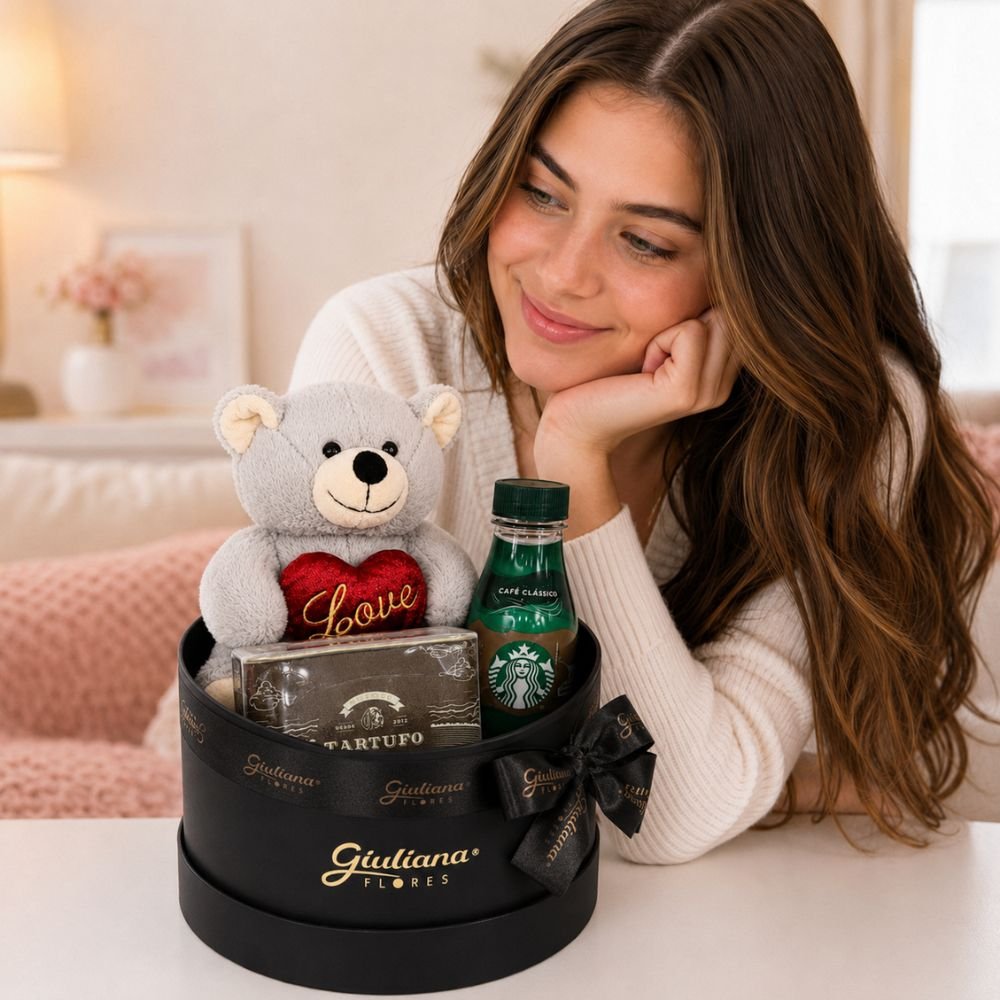 Box Charme com Pelúcia e Biscoitê e Starbucks