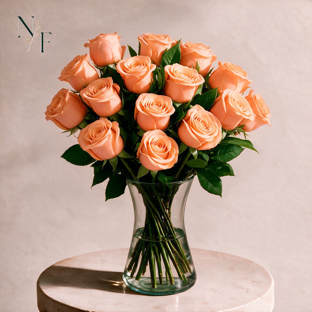 Arranjo Serenidade com 12 Rosas Champanhe