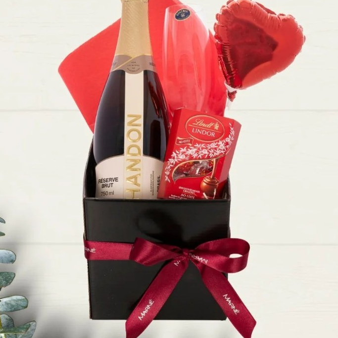 Cesta Chandon e Chocolate Lindt