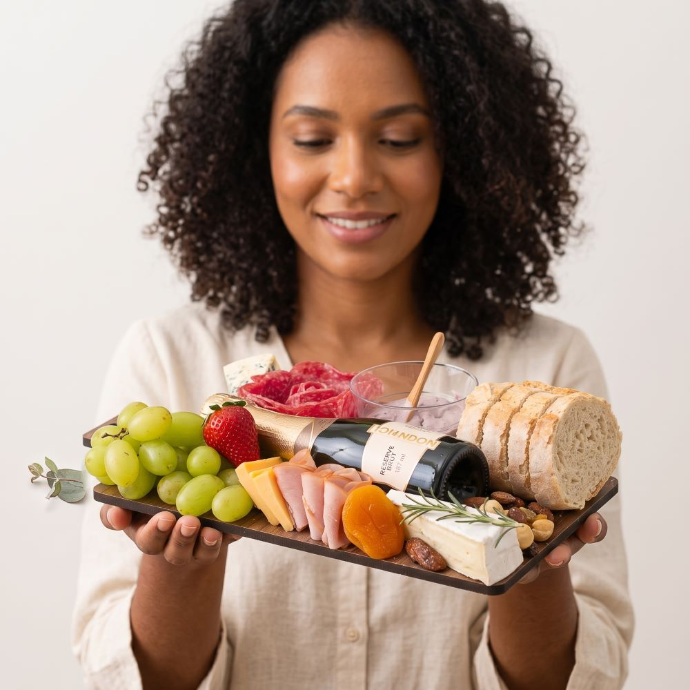Tábua de Queijos, Frios e Frutas com Espumante Chandon