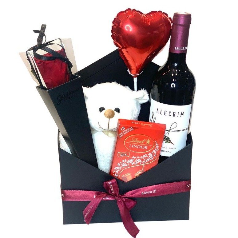 Cesta Urso Pelucia, Vinho, Chocolate e Rosa Encantada