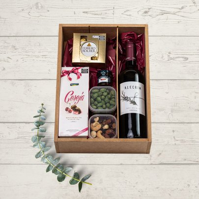 Kit Vinho Alecrim com Chocolates e Petiscos