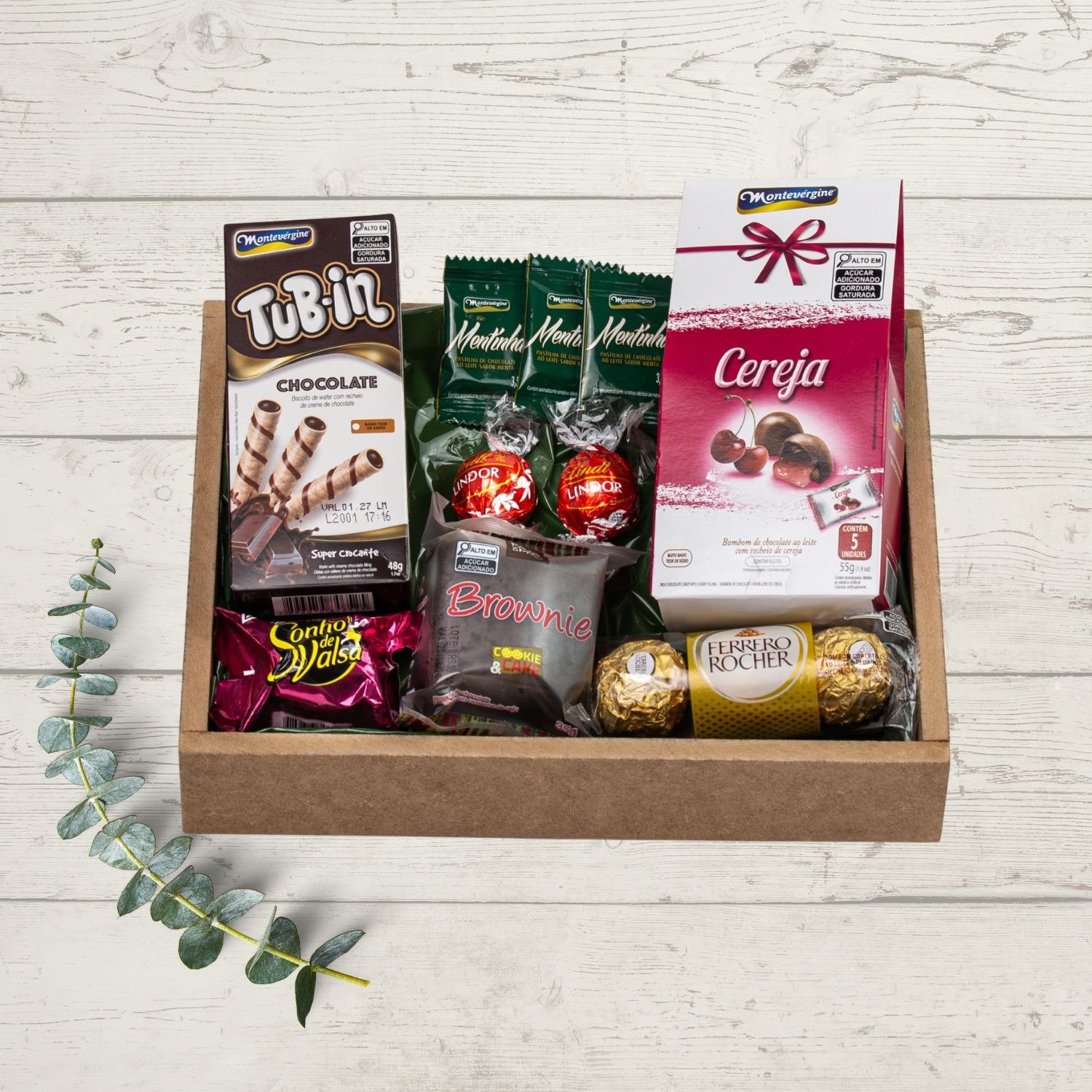 Cesta Chocolatra com Seleção de Chocolates Especiais