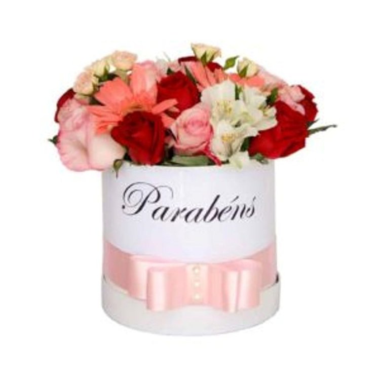 Caixa Très Jolie com Flores Parabéns
