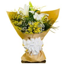  Buquê Lírios Nobres