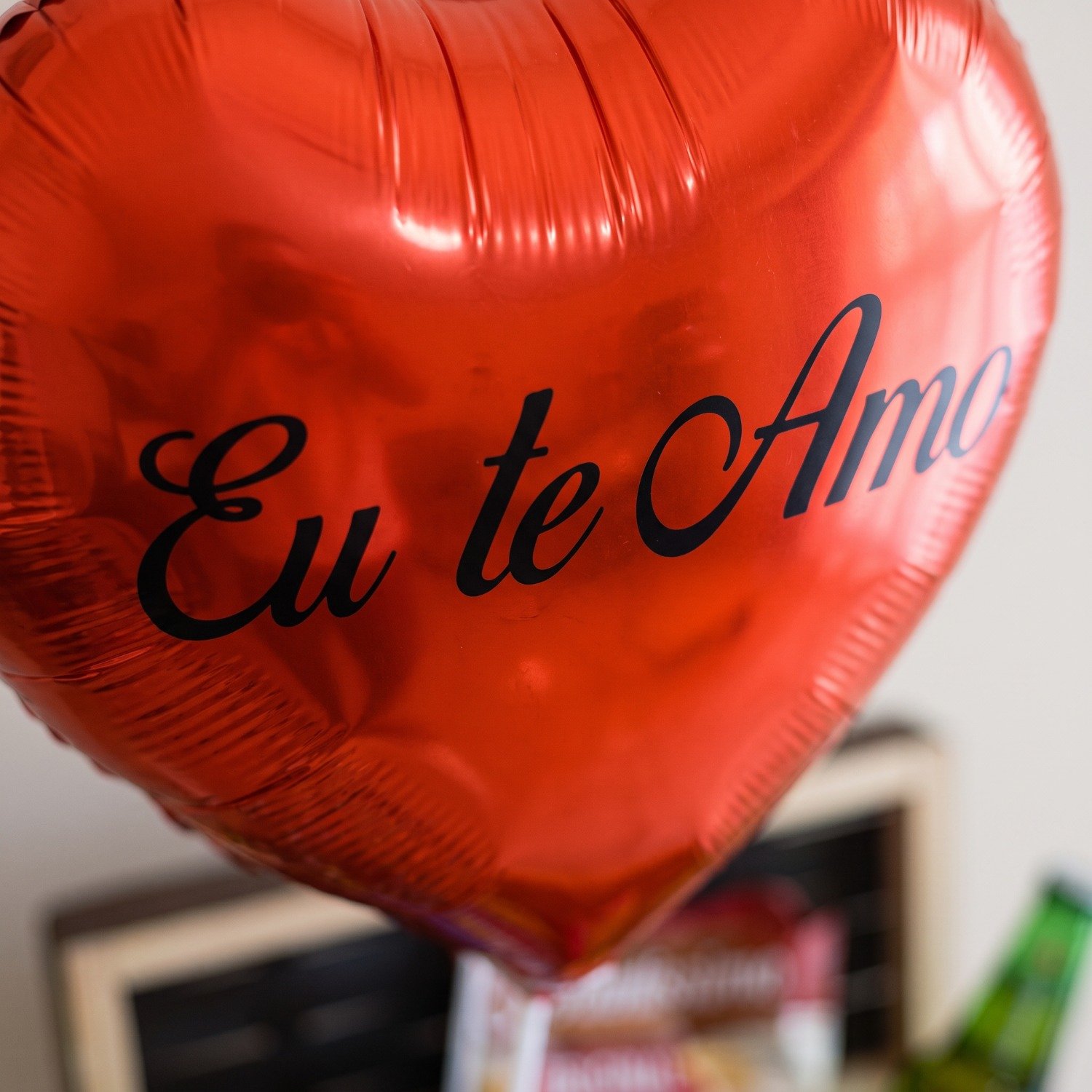 Cesta de Cerveja com Balão Personalizado
