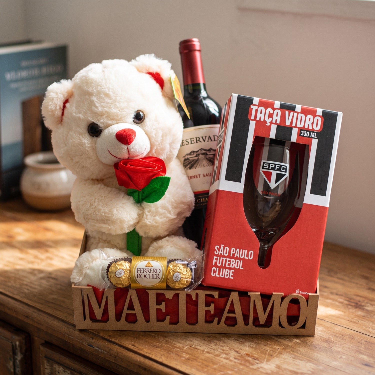 Cesta Mãe Te Amo com Taça São Paulo e Urso com Flor