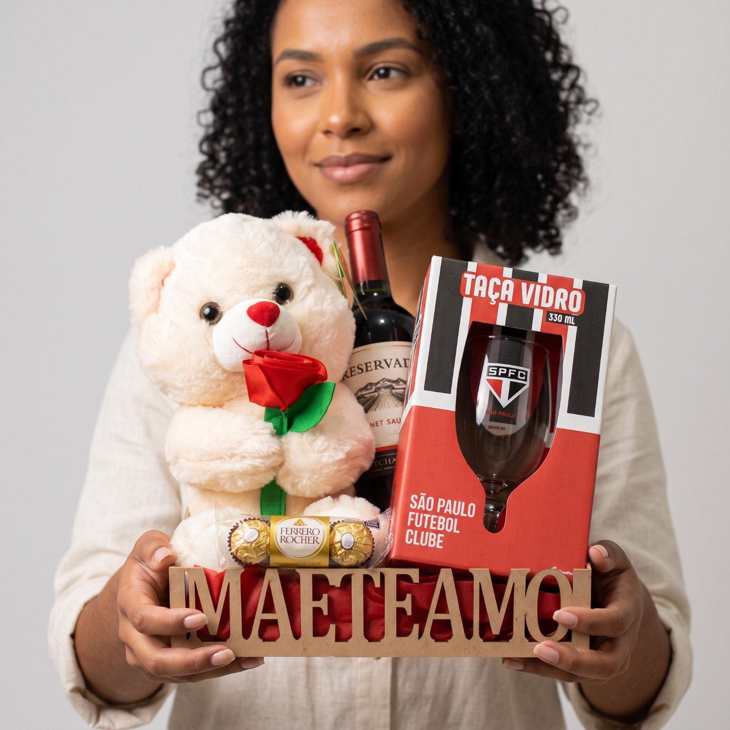 Cesta Mãe Te Amo com Taça São Paulo e Urso com Flor