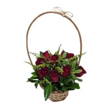 Cesta da Paixão com 9 Rosas Vermelhas