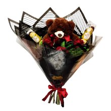 Buquê de Rosas com Ferrero e Urso de Pelúcia