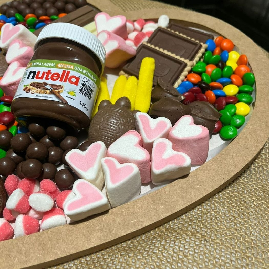Cesta de Guloseimas Amor Açucarado