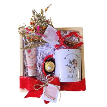 Box Cuide-se  Caneca e Loccitane
