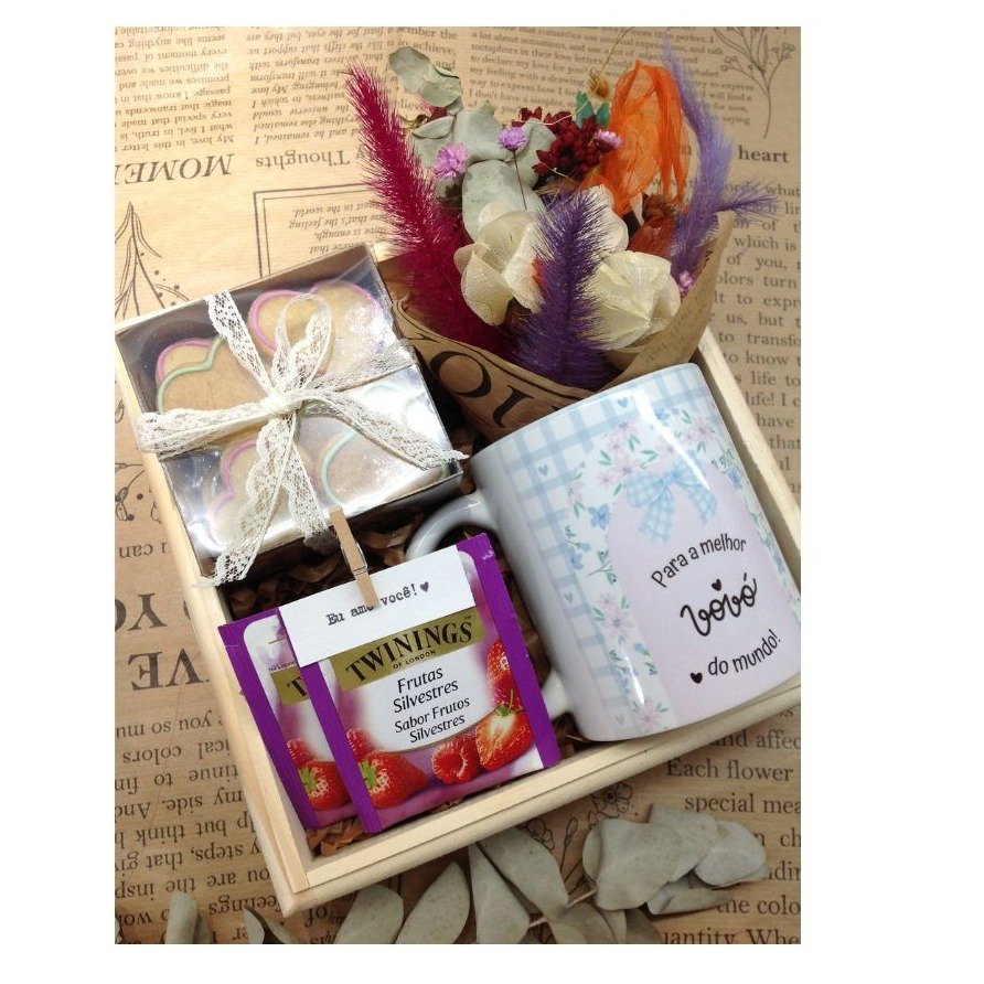 Box da Vovó com Caneca e Biscoitos