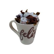 Kit Caneca Feliz Hoje Bombons Cacau Show 