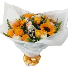 Buquê de Mix de Flores Amarelas 