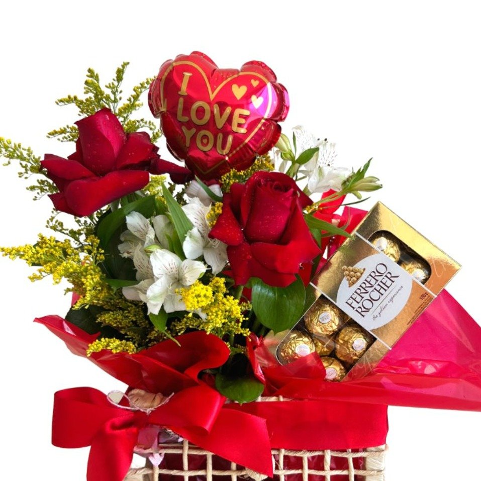 Arranjo de Rosas Vermelhas no Baú