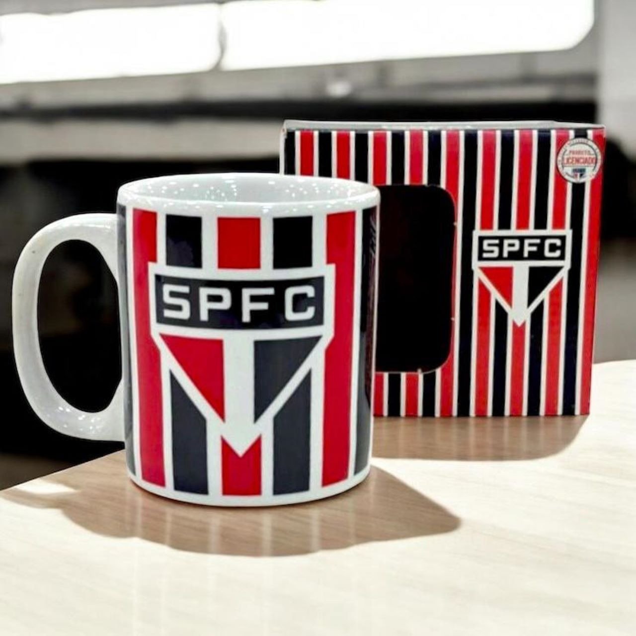 Caneca de Porcelana Tricolor 