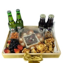 Cesta de Aniversário com Cerveja Bolo e Petiscos