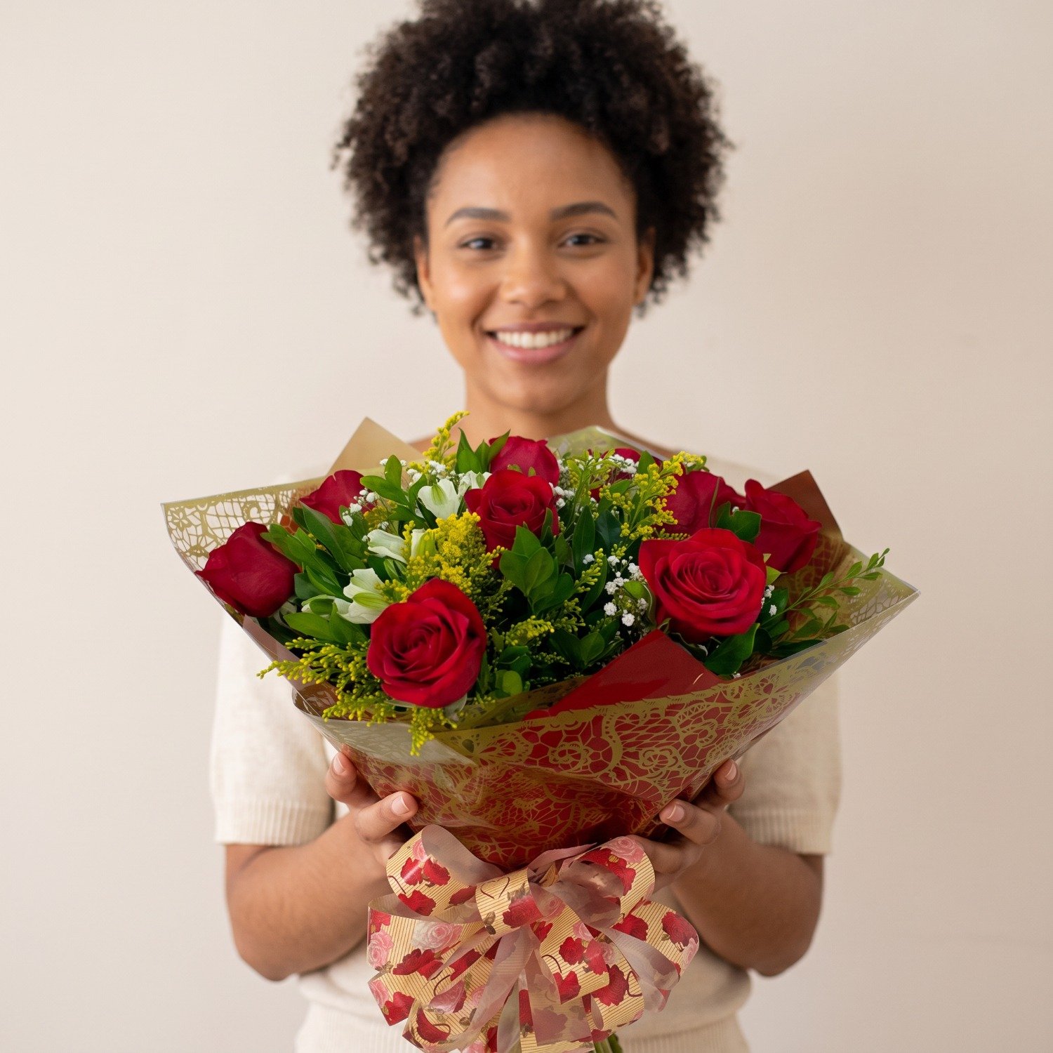 Buquê Surpreenda com Rosas 