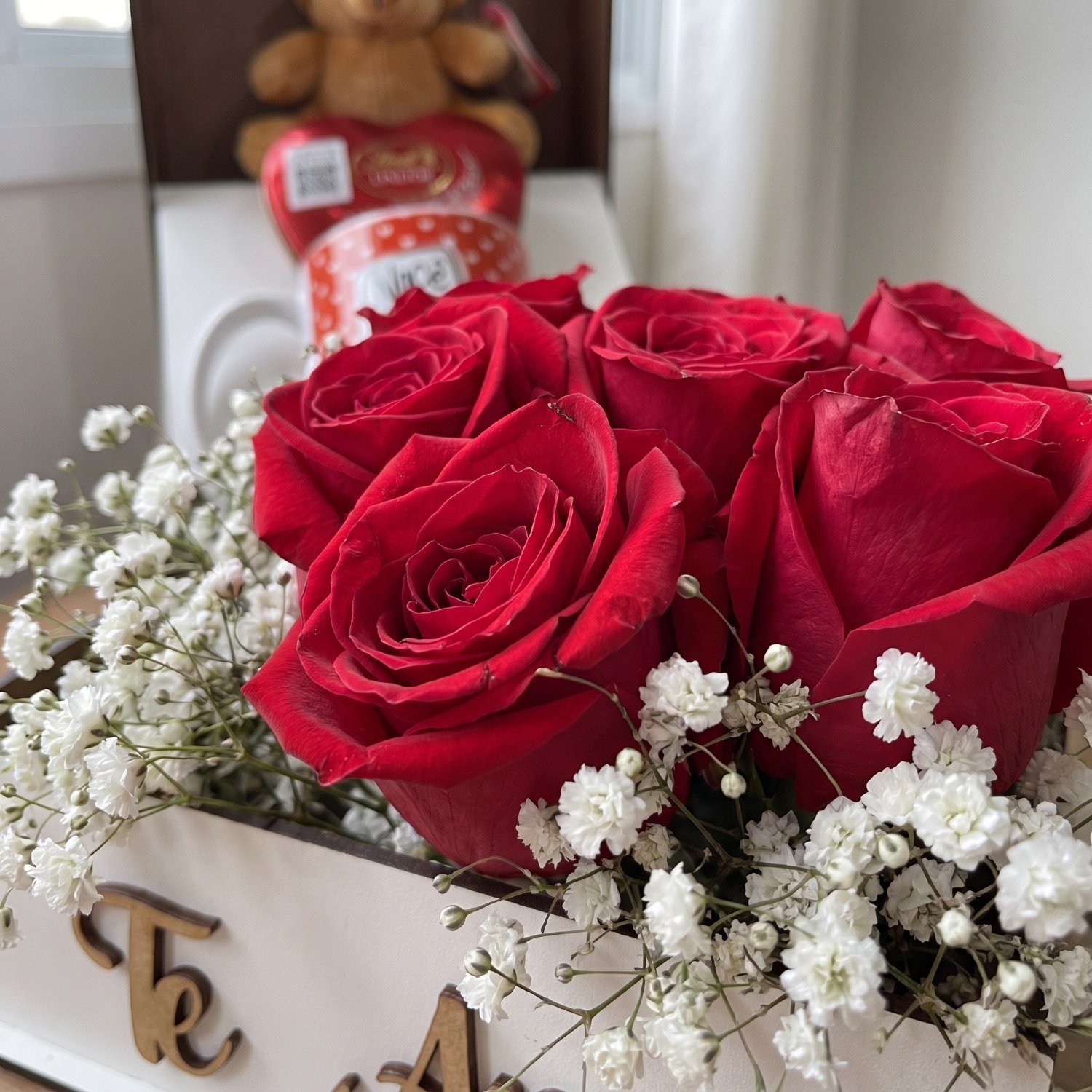 Surpreenda Seu Amor com a Caixa Love 