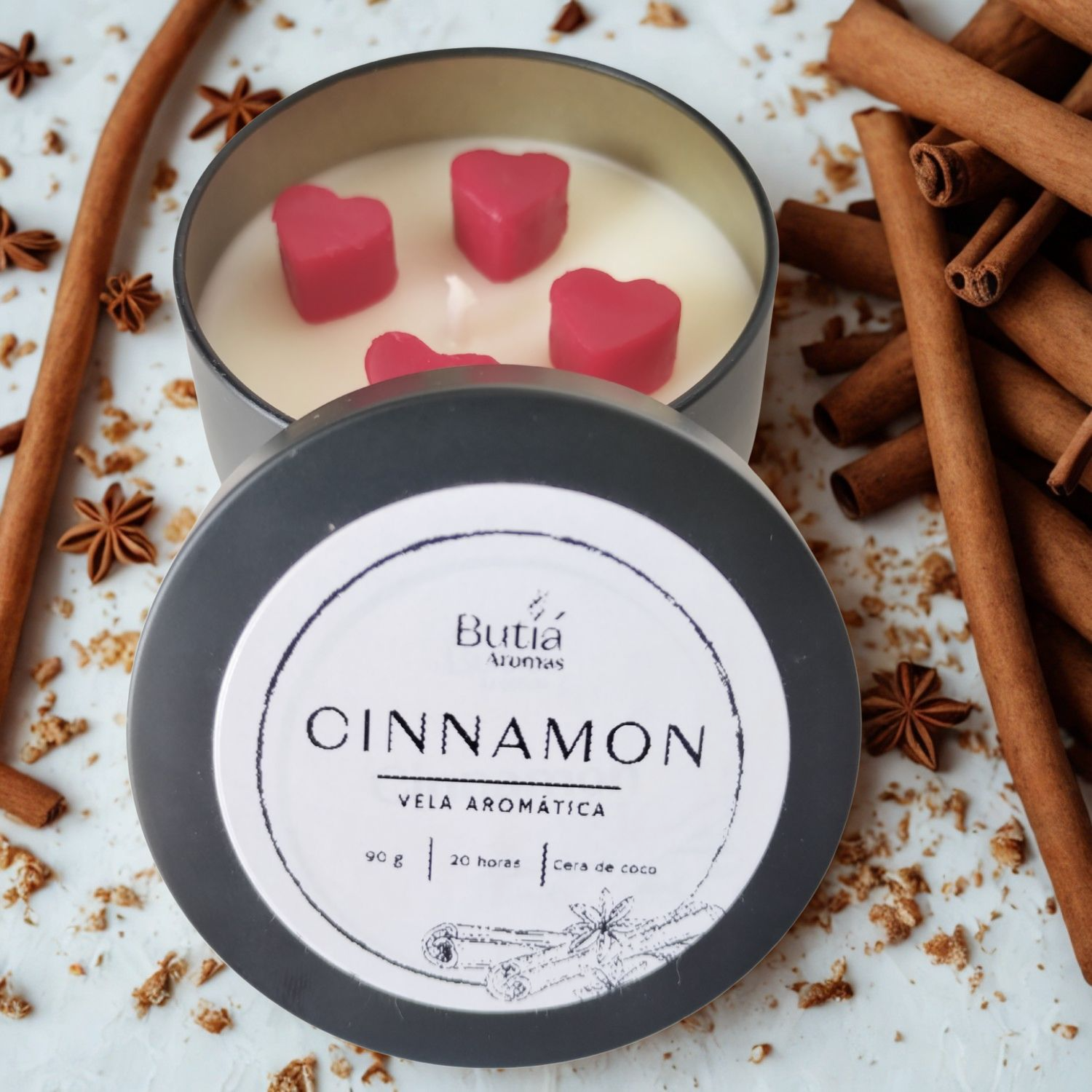Vela Aromática de Maçã e Canela com Lindo Coração