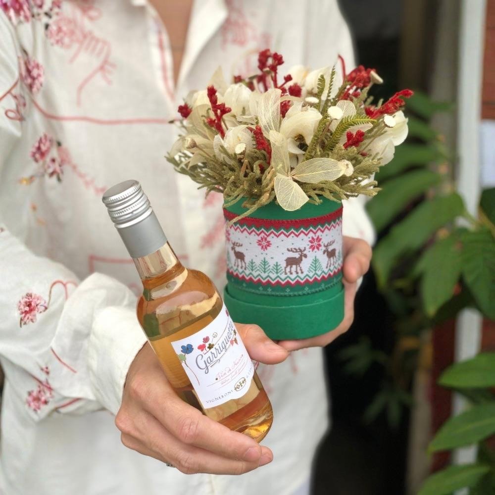 Flores Secas em Caixa Natalina Vinho Rosé Francês 