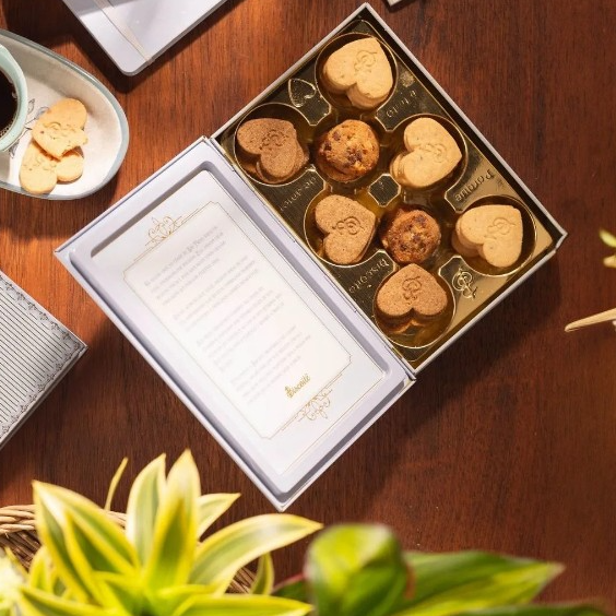 Livro Lata Biscoitê