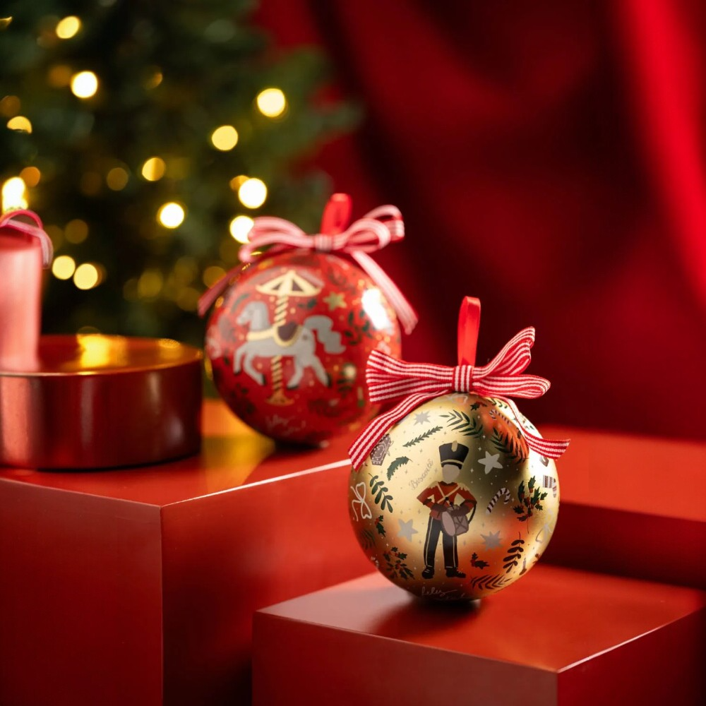 Kit Bolas de Natal com Biscoitos Biscoitê