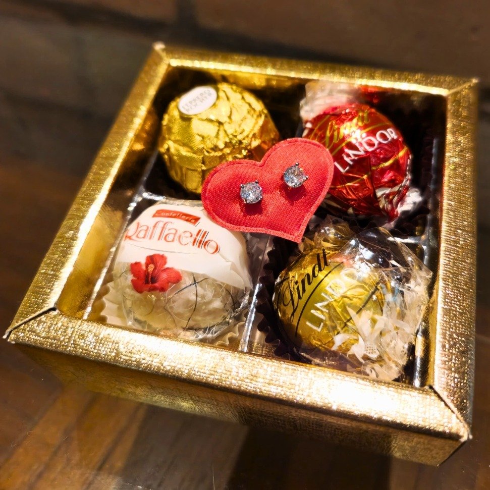 Brincos Coração Dourado: Chocolate Lindt e Ferrero 