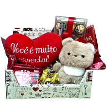 Cesta Você é Muito Especial com Ursinho e Chocolates