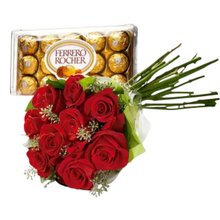 Arranjo de Rosas Com Ferrero 