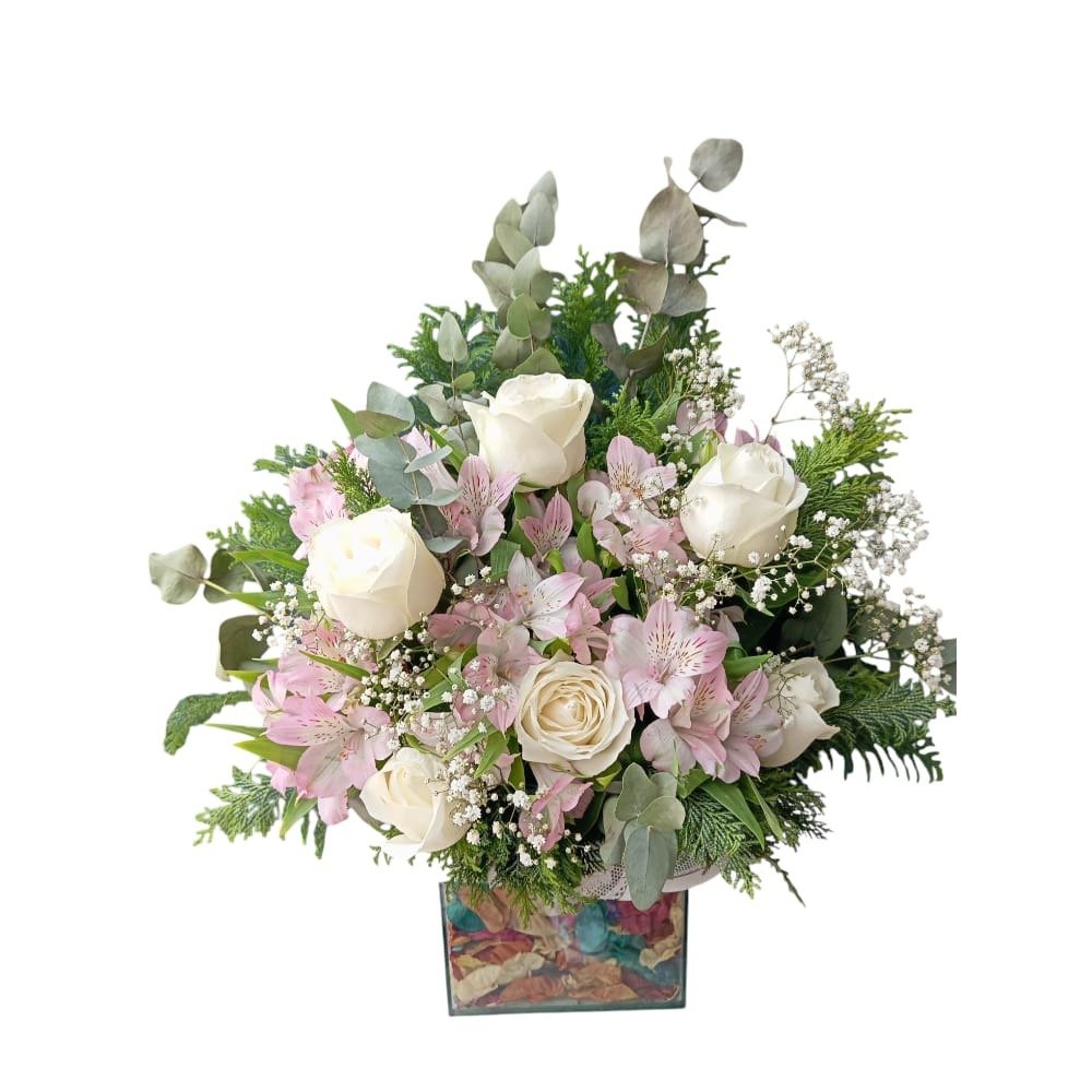 Arranjo Rosa Branca e Astromelias