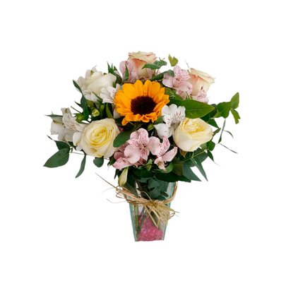 Vaso com flores e girassol