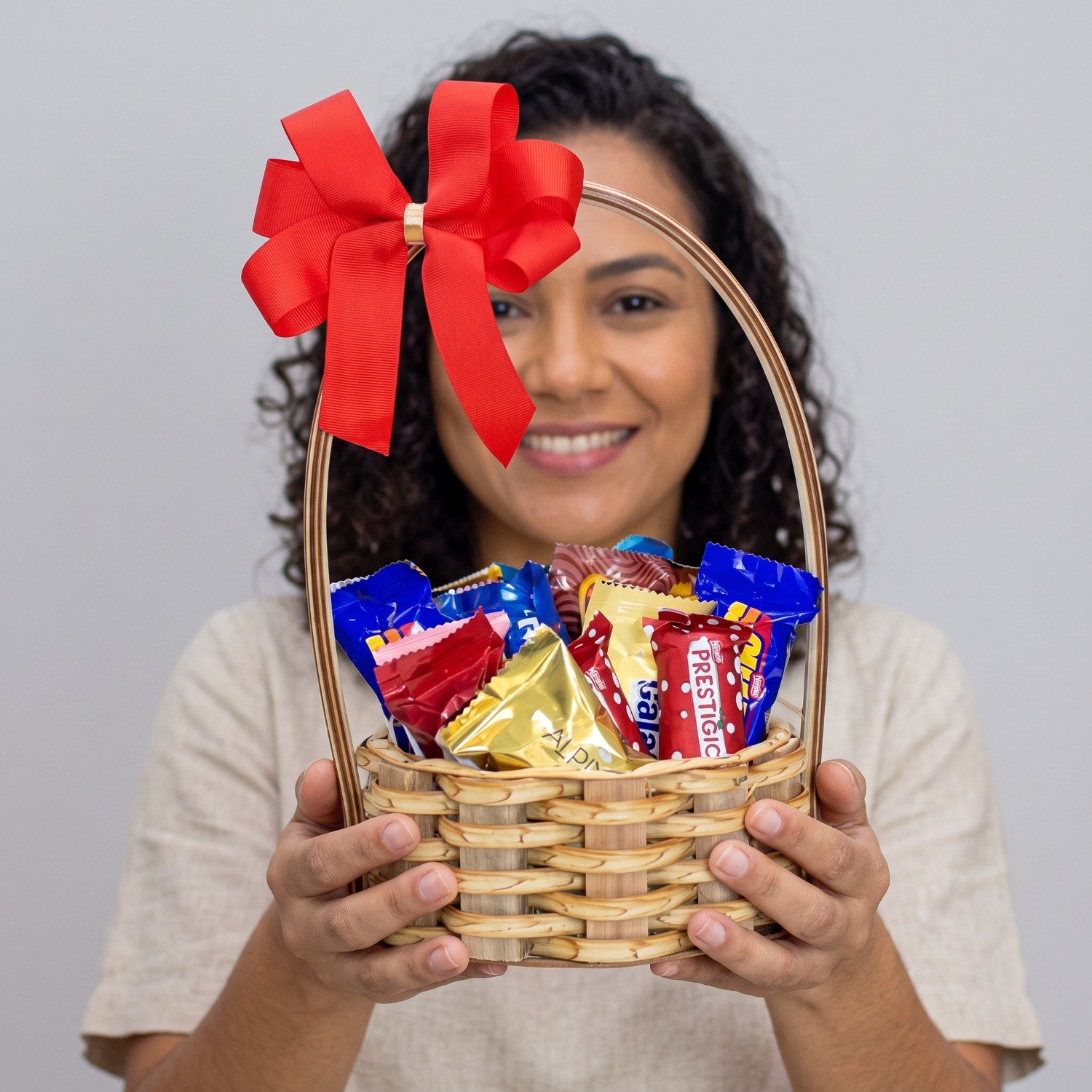 Cesta de Chocolates Nestlê