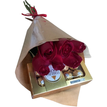 Ramalhete 06 Rosas no Kraft com Ferrero