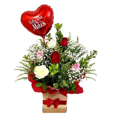 Arranjo com 6 Rosas Coloridas e Balão Dia das Mães