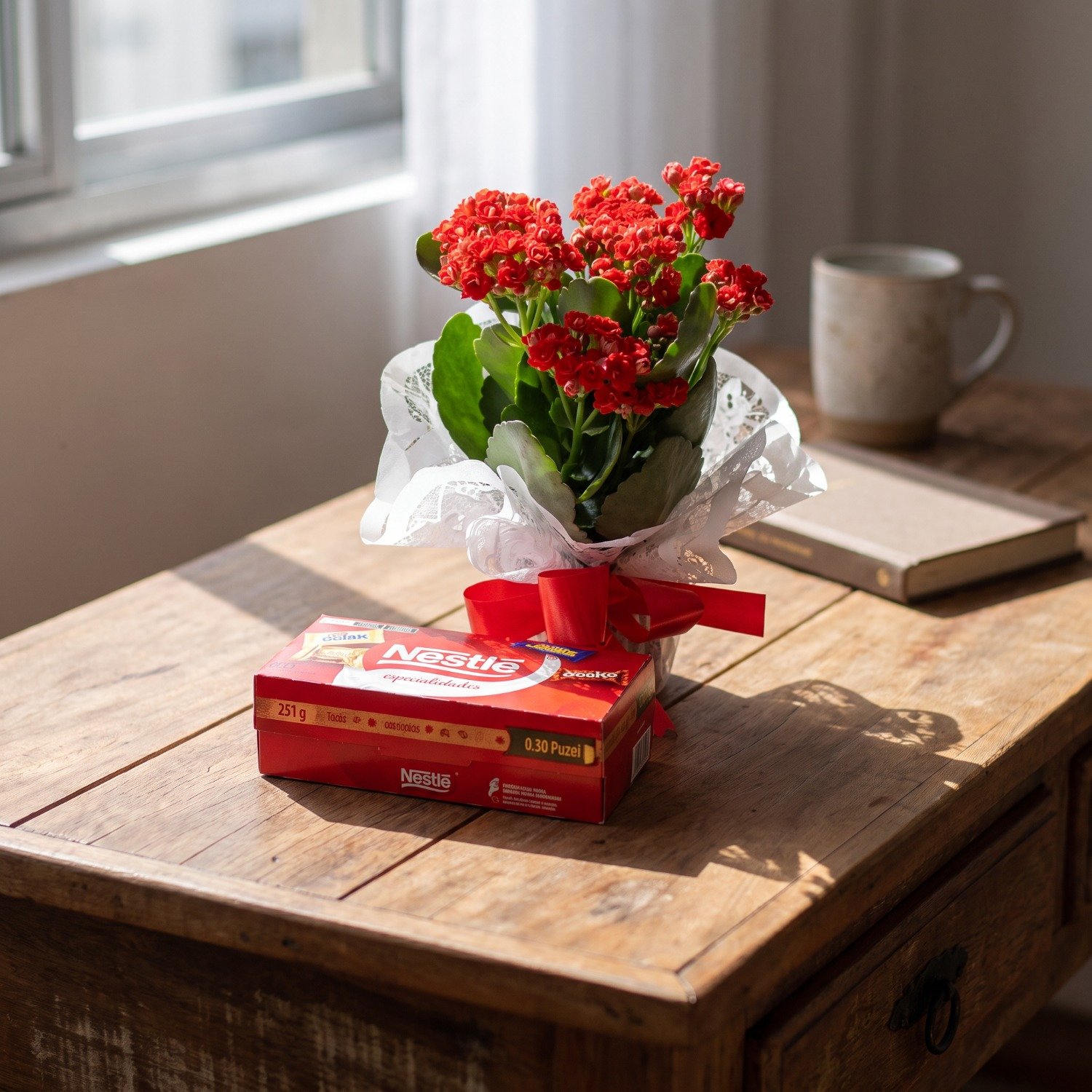 Flor da Fortuna Plantada Vermelha com Bombons