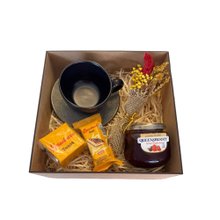 Cesta de Café e Presente :  Encanto de Amora