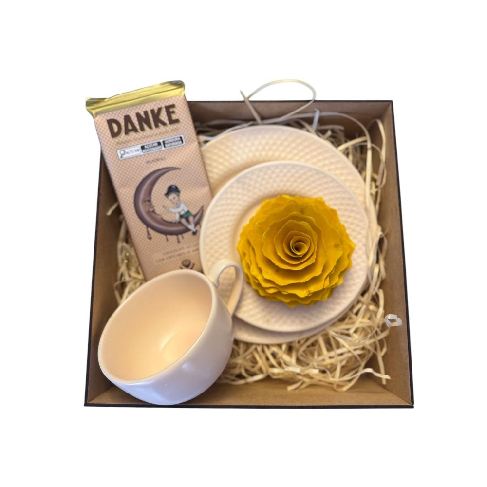 Cesta de Presente com Chocolate Doce Elegância