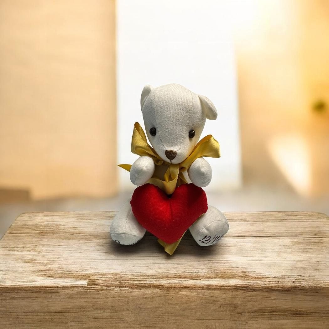 Ursinho de Pelúcia Amor em Forma de Coração
