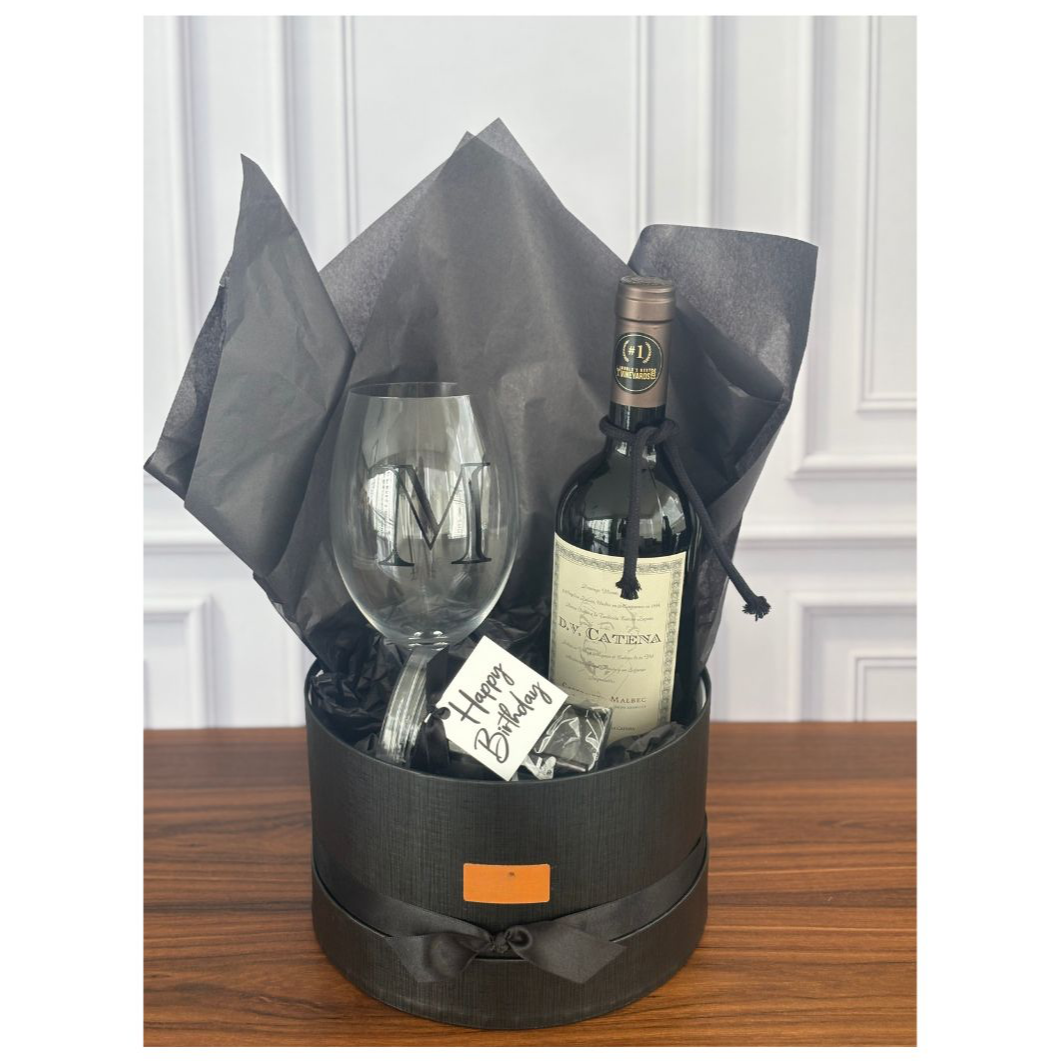 Cesta Box de Presente Vinho Taça e Chocolate