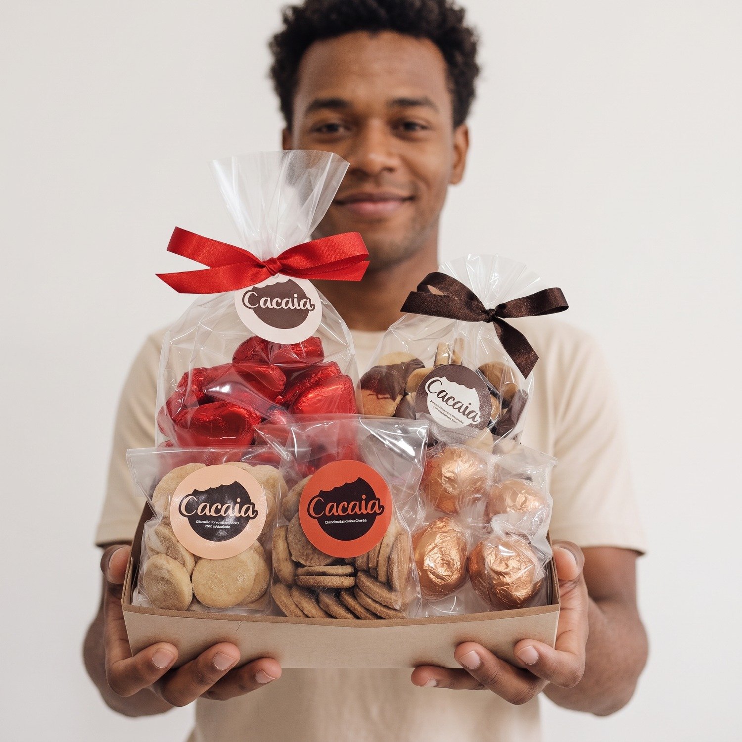 Cesta Corações de Biscoitos 