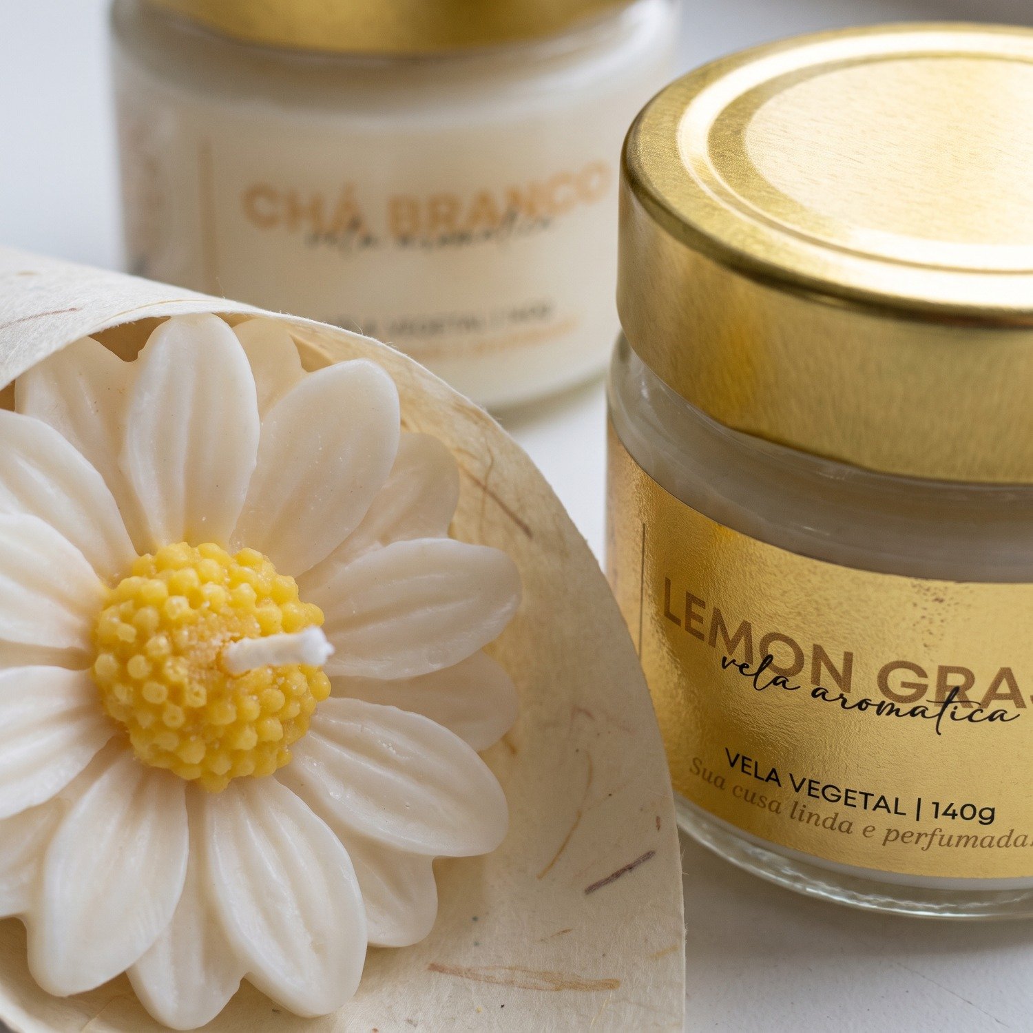 Kit Flor Aromática Amarela com Velas 