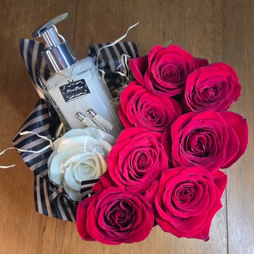 Box Floral com Rosas Colombianas e Sabonetes Aromático