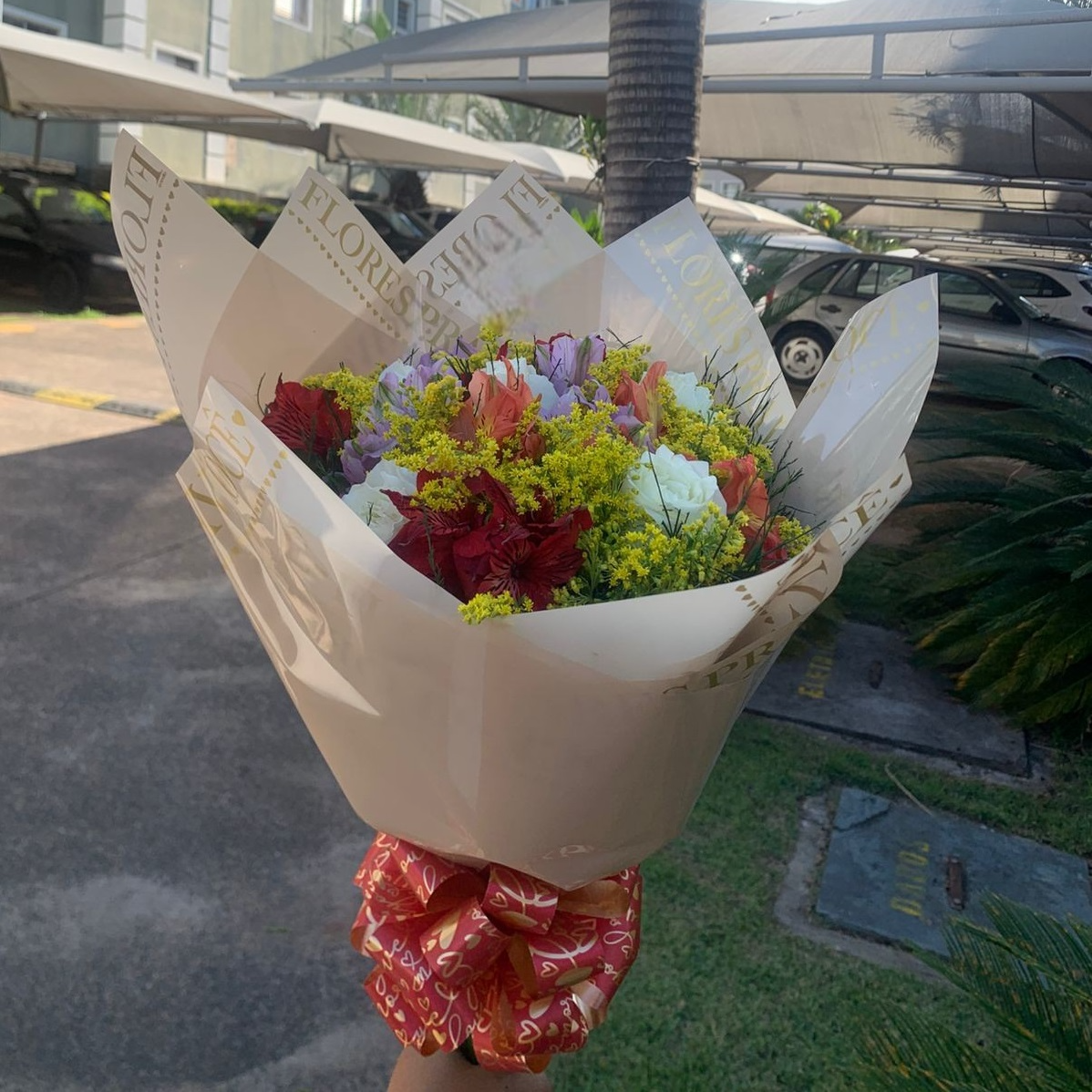 Buquê Louis Rosas Branca